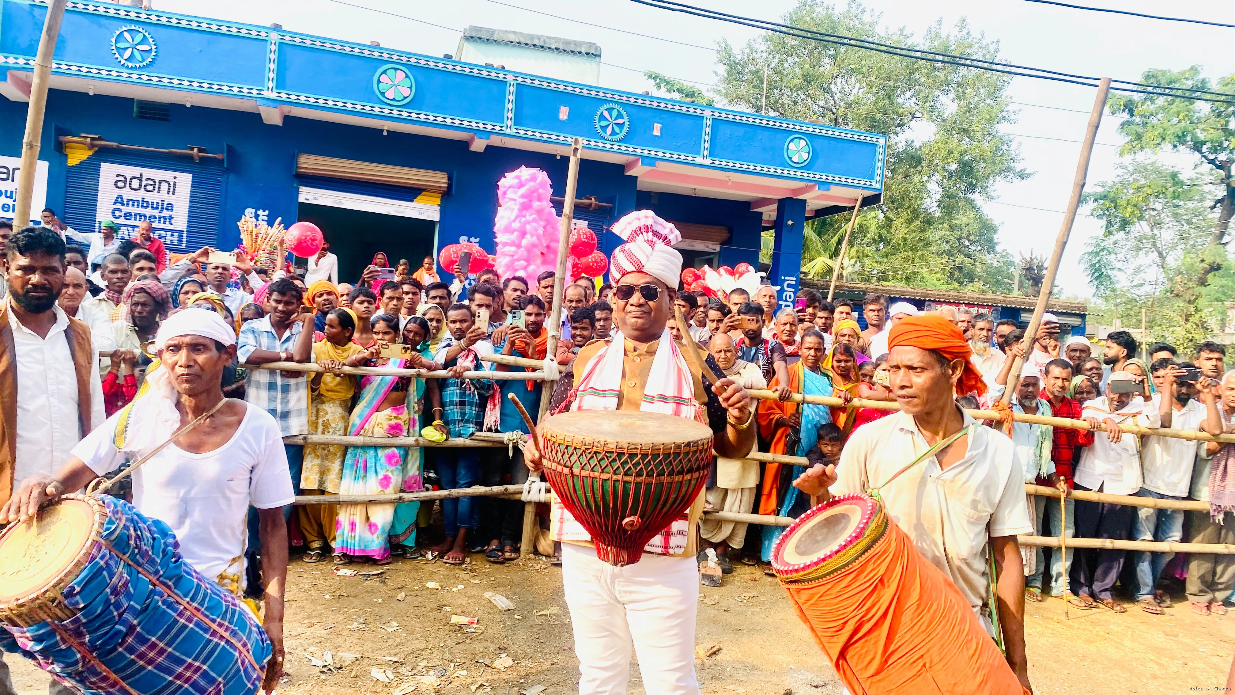 बधार गांव में भोक्ता समाज ने आयोजित किया जितिया झुमर सह मिलन समारोह, पारंपरिक अंदाज में हुआ अतिथियों का स्वागत